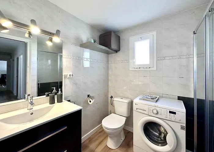 Apartamento Puigrom 2 - Piso A 100m De La Playa *